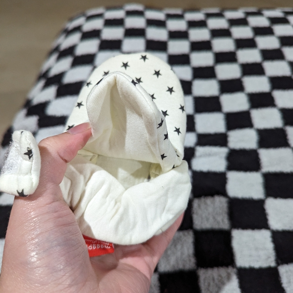3-6M Infant Booties - Picture 5 of 5